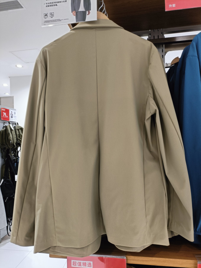 优衣库男士夹克