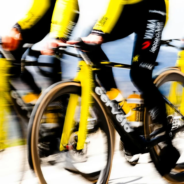 骑友集合！Cervélo 新 S5 凭啥卖 9 万 5？3 个 “省劲黑科技” 普通人也能看懂