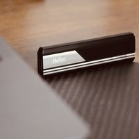 朗科ZX10移动固态硬盘