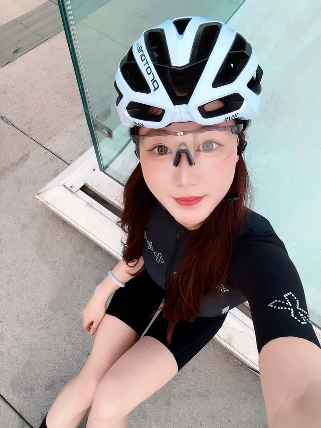 相约首钢大桥| 出来夜骑溜溜车🚴🏻‍♀️