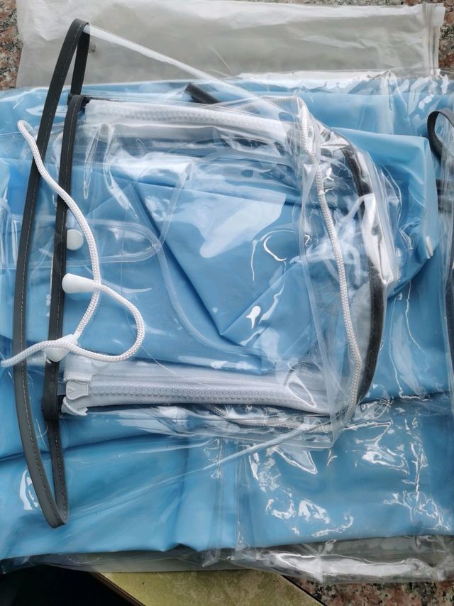 360°全包裹不湿脸？！————俞兆林电动车雨衣 一体全身全包裹