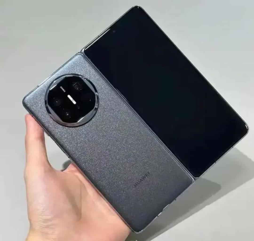 华为Mate X5直降4000元！玄武玻璃+灵犀通信折叠旗舰暑期新低