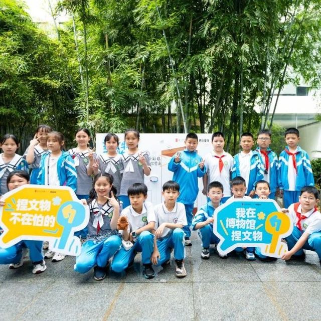 千年简牍 “潮” 我看，指尖巧塑古韵风