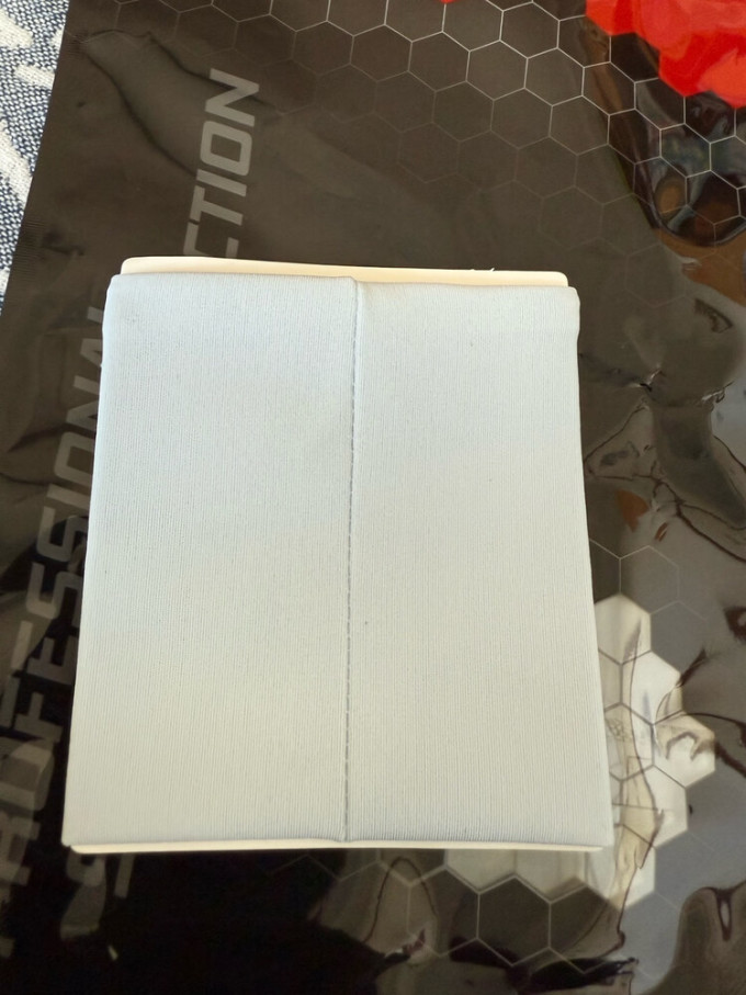 李宁运动护具