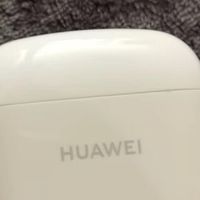 华为FreeBuds SE 2：长续航与舒适设计