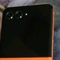摩托罗拉联想moto Razr 50：折叠屏里的时尚优选