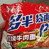 白象多半袋红烧牛肉面评测：打工人的干饭救星