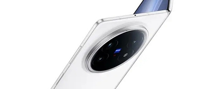 vivo X Fold5有多轻？轻松放口袋！