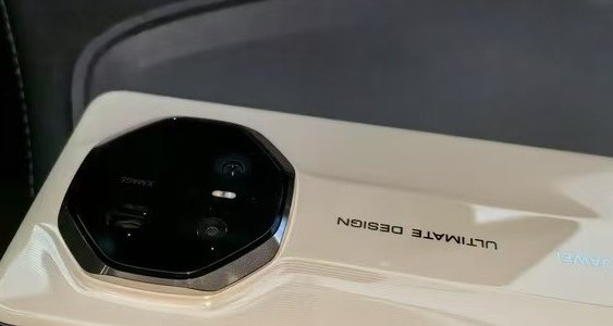 华为“无视”高利润，跌价2000元，251克机身+麒麟9020+非凡大师