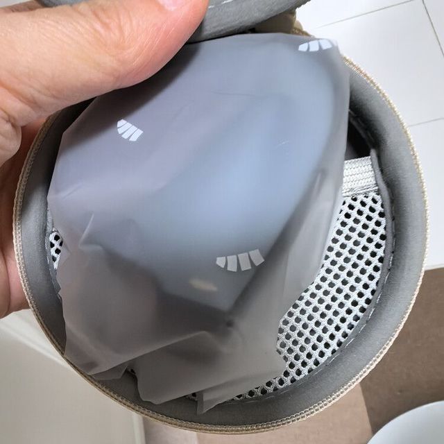 蕉下轻量化墨镜：时尚与防晒兼得
