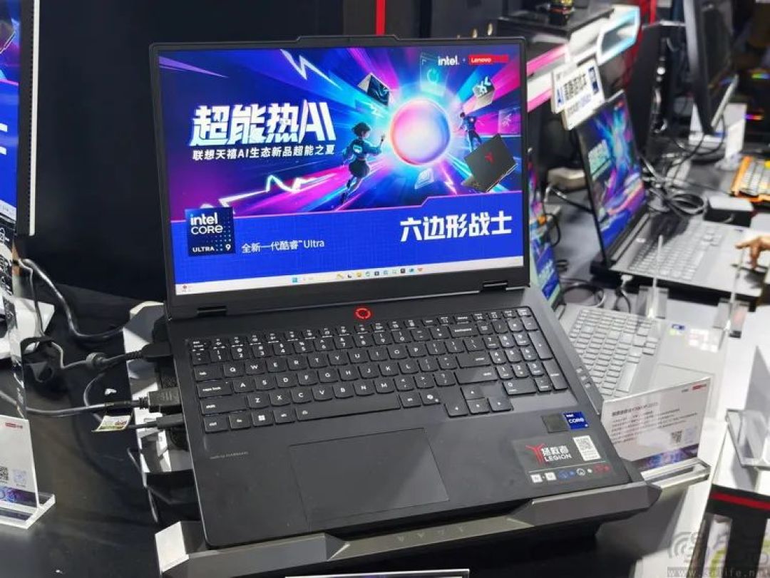 AI高静游戏本+全民电竞，英特尔高调走“群众路线”