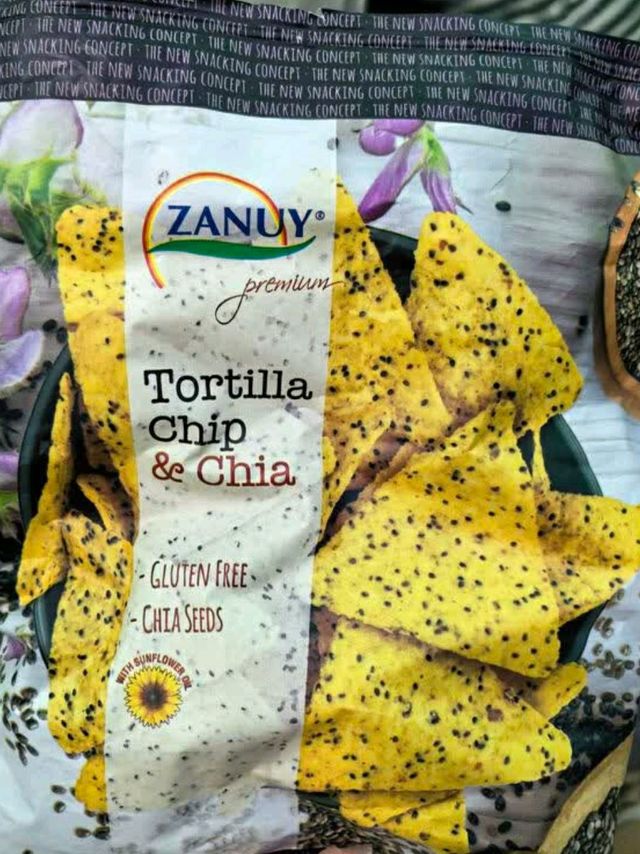 三特赞优西班牙奇亚籽玉米片：追剧必备休闲零食