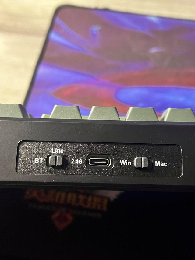 前行者X87：三模键盘的电竞神器