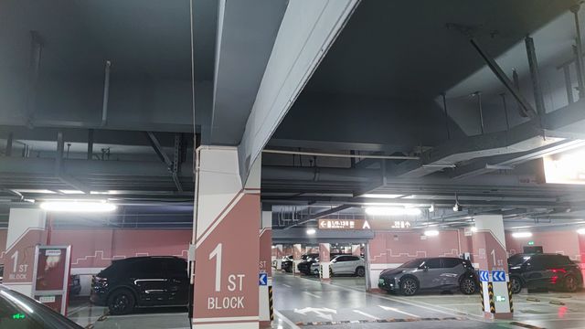 蔚来现在可以用交流桩了？五千块的车载充电机值得吗？