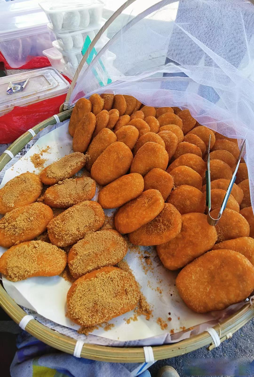 糖福饼里的时光密码：麦香与糖甜交织的童年记忆