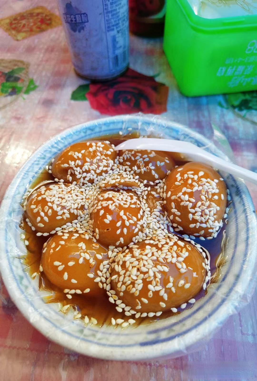 糖福饼里的时光密码：麦香与糖甜交织的童年记忆