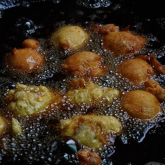 中式抗炎饮食里的 “隐形帮手”：每天吃的油，这样选才抗炎 