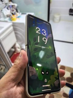 摩托罗拉折叠屏手机体验