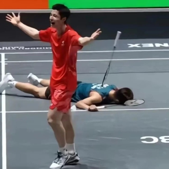 尤尼克斯涨价20%？这几款平价羽毛球同样耐打！