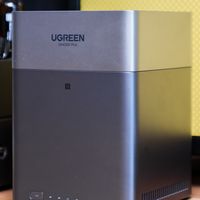 内行评测：2025年NAS“性价比之王”？绿联DH4300 Plus上手体验 