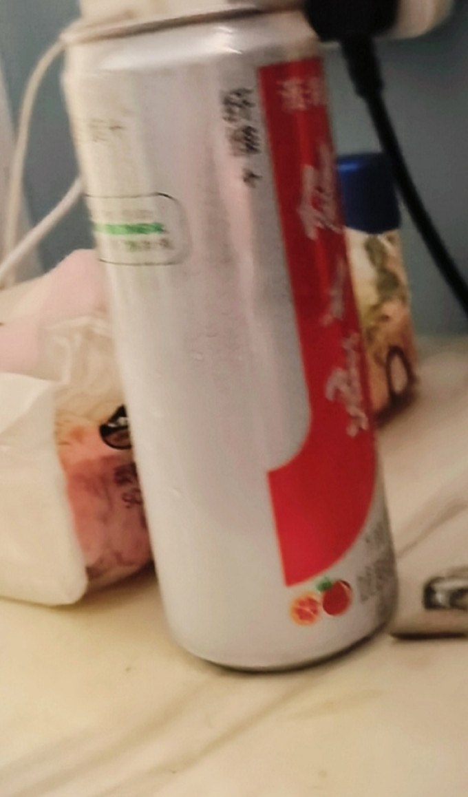 健力宝碳酸饮料