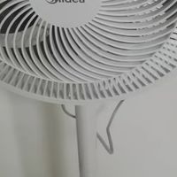 美的风扇：把夏日调成「高级慵懒模式」的隐藏高手