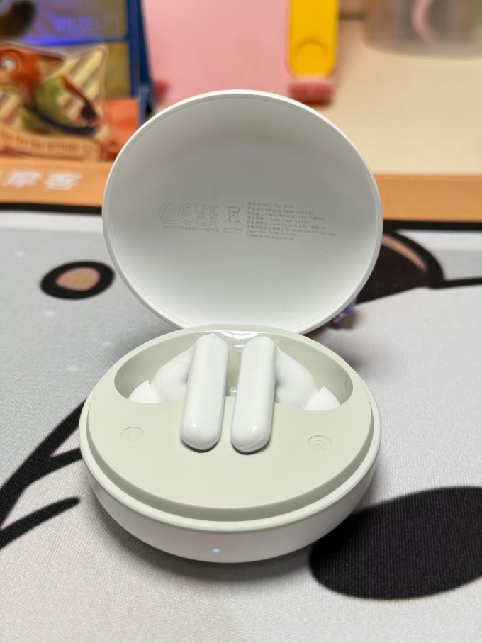 荣耀蓝牙耳机