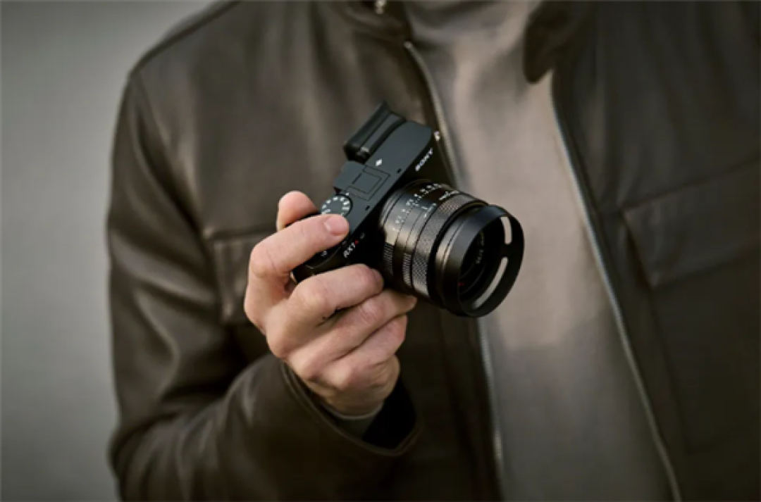 33999元!索尼发布黑卡RX1RM3:6100万像素CMOS