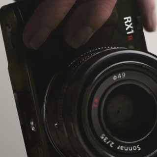 十年了！索尼发布黑卡 RX1R III 全画幅旗舰，仅 33999 元