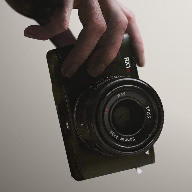 十年了！索尼发布黑卡 RX1R III 全画幅旗舰，仅 33999 元 