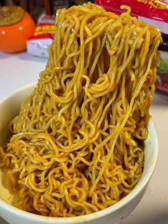 营多捞面干拌面一整箱24袋装批发泡面混搭宿舍速食方便面火鸡面