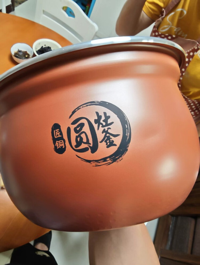 美的电压力锅