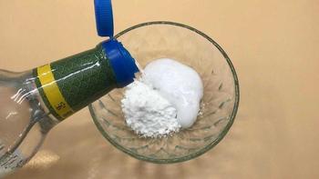 黏糊灶台有救了！4大夏季清洁神招+神器实测，厨房焕新一擦净 