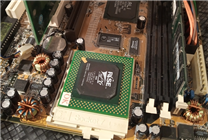 不知你是否见过：芯片收藏家展示其最稀有的x86 CPU