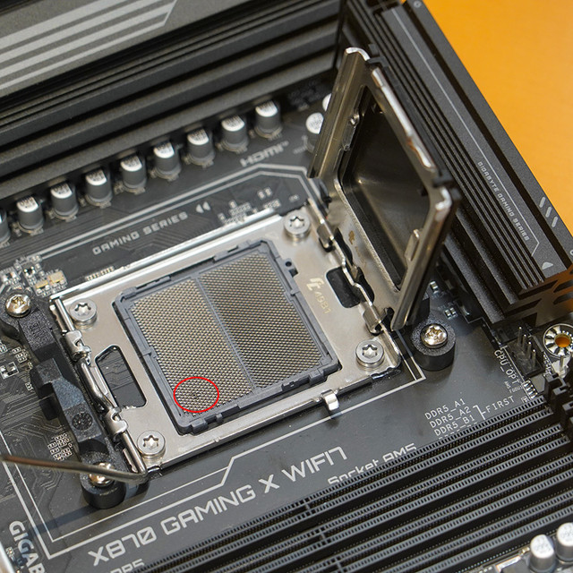 天没塌！技嘉X870主板异常损坏送修全记录（CPU 槽针脚修复）