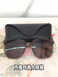 米家琥珀棕色，被追问无数次高颜值米家方框墨镜。