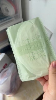 用了它，溢乳不狼狈！Babycare山茶花防溢乳垫