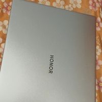 荣耀X16锐龙版：高性能办公利器