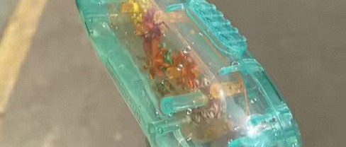 新款鲸鱼子母水枪，大容量设计