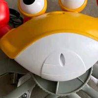 这款乐亲灯光音乐电动螃蟹堪称1-3岁宝宝的