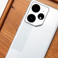 7000mAh+200万跑分！realme Neo7国补后2099元，中端机卷到天花板