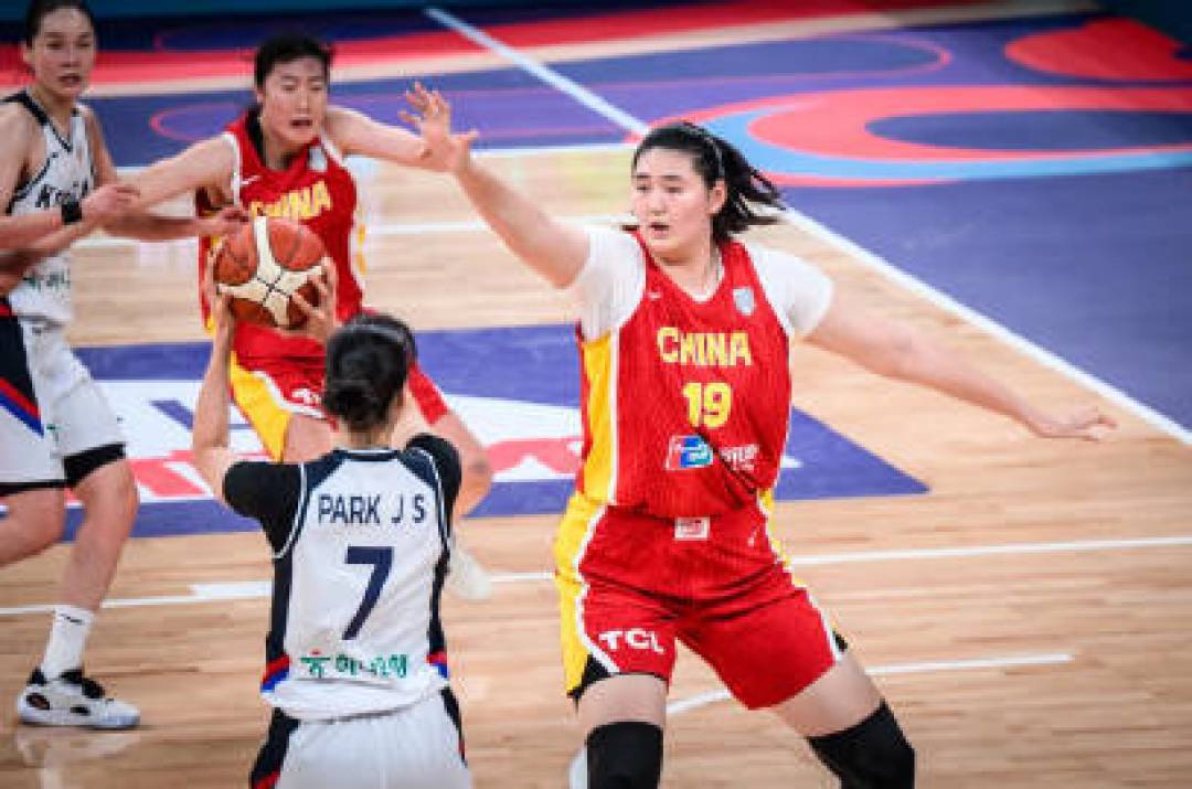 中国女篮22分大胜韩国！双塔合砍36分统治内线 王思雨9+8助攻建功