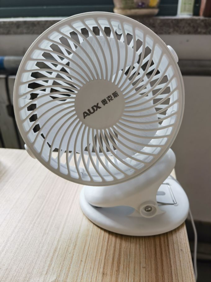 奥克斯台扇