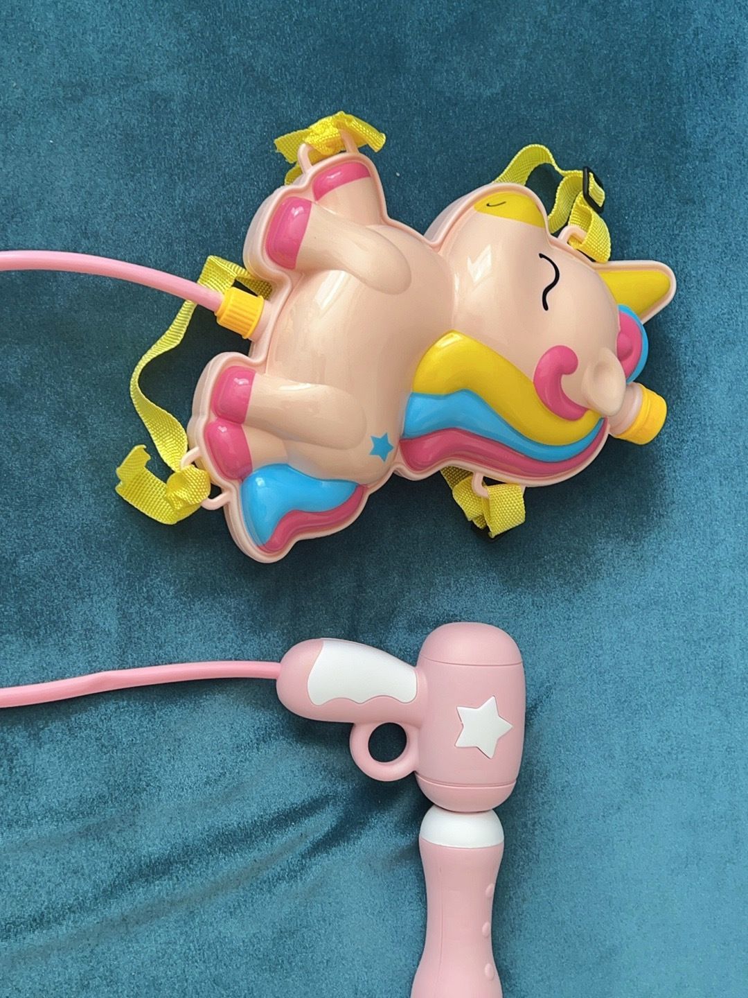 儿童背包水枪玩具戏水男孩女孩沙滩抽拉式喷水大容量打水仗背带式