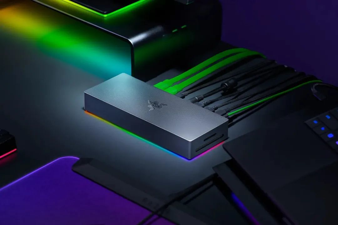 雷蛇战核X V2显卡拓展坞发布,另外还有雷电5拓展坞