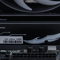 DDR4涨价玩家怎么办？捡漏酷芯客新品海力士CRJ颗粒C18低时序内存