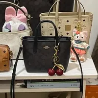整理一次家才发现：当年花重金买的东西，都沦为了“时代的眼泪”