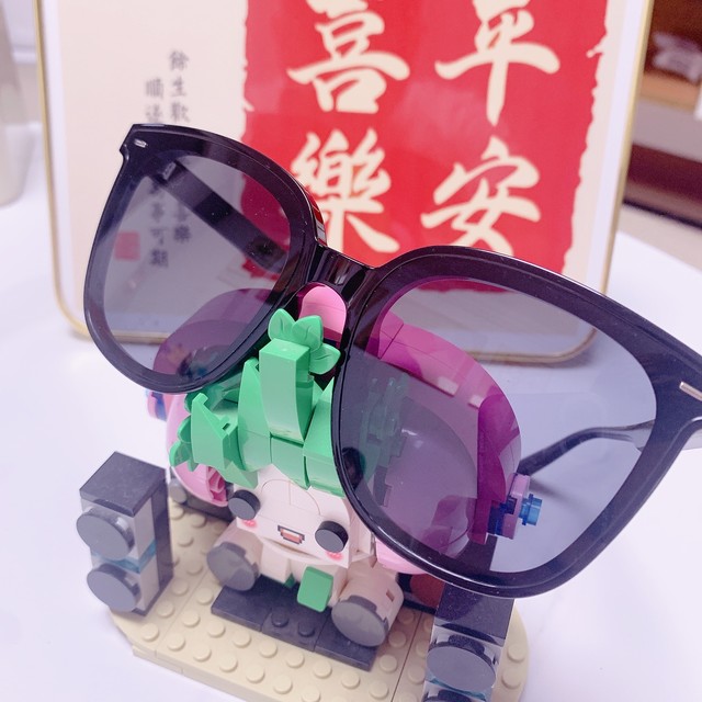 小米的偏光墨镜是真的不错，漂亮又遮光