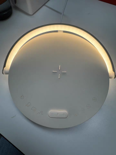无线充电音响伴她入眠