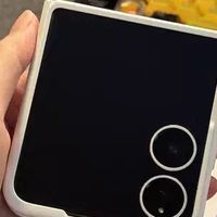 Xiaomi MIX Flip2：折叠屏手机的时尚与实用兼得